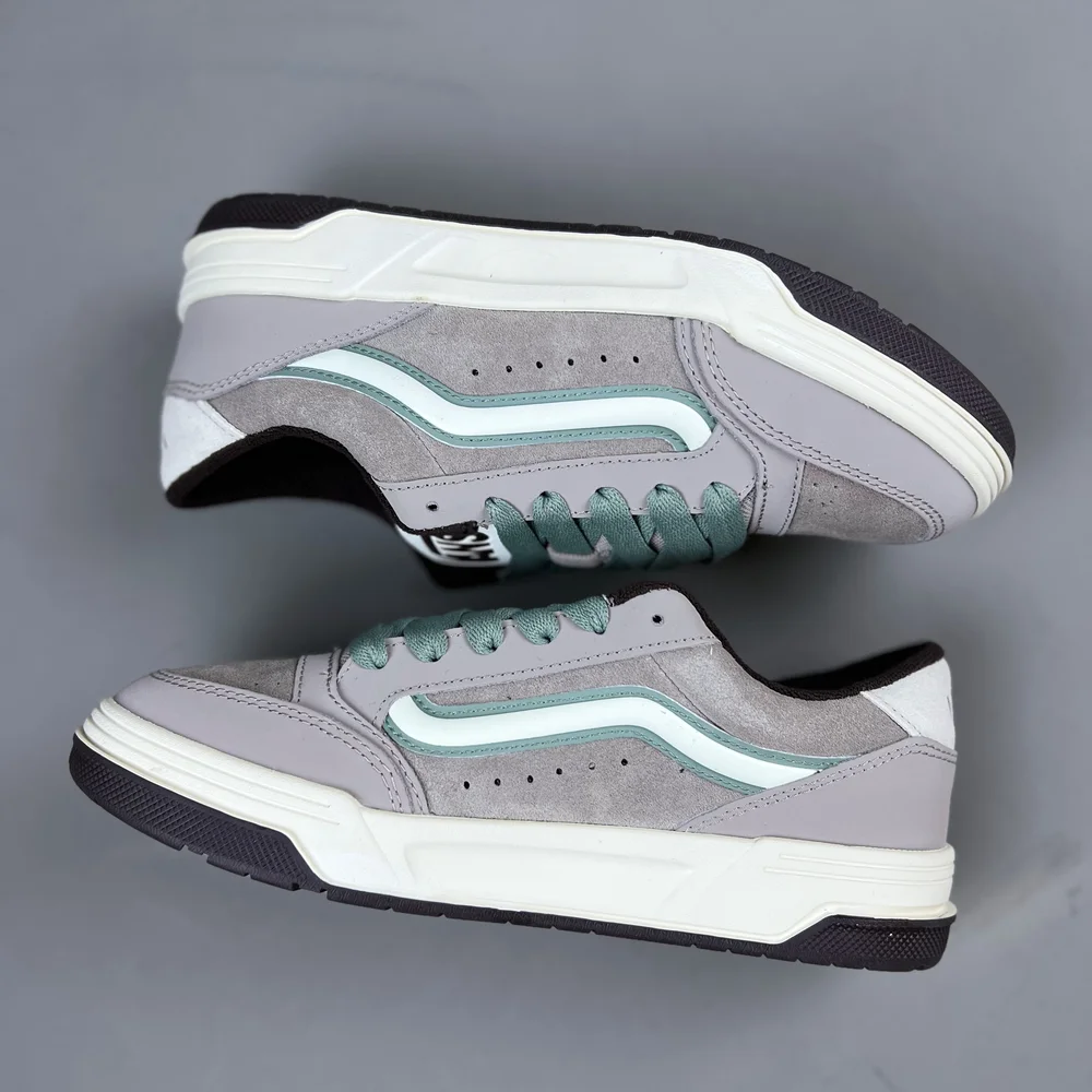 Vans Hylane Mens Low Top sneakers size 8